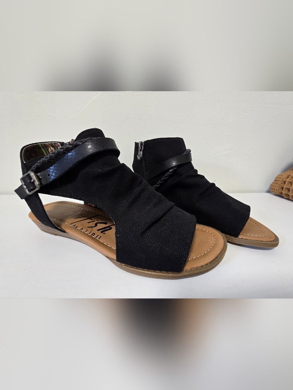Black Women's Open-Toe Ankle Wrap Sandals